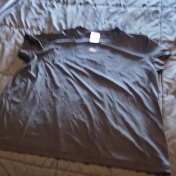 Reebok women's large mesh tshirt - Picture 3 of 4